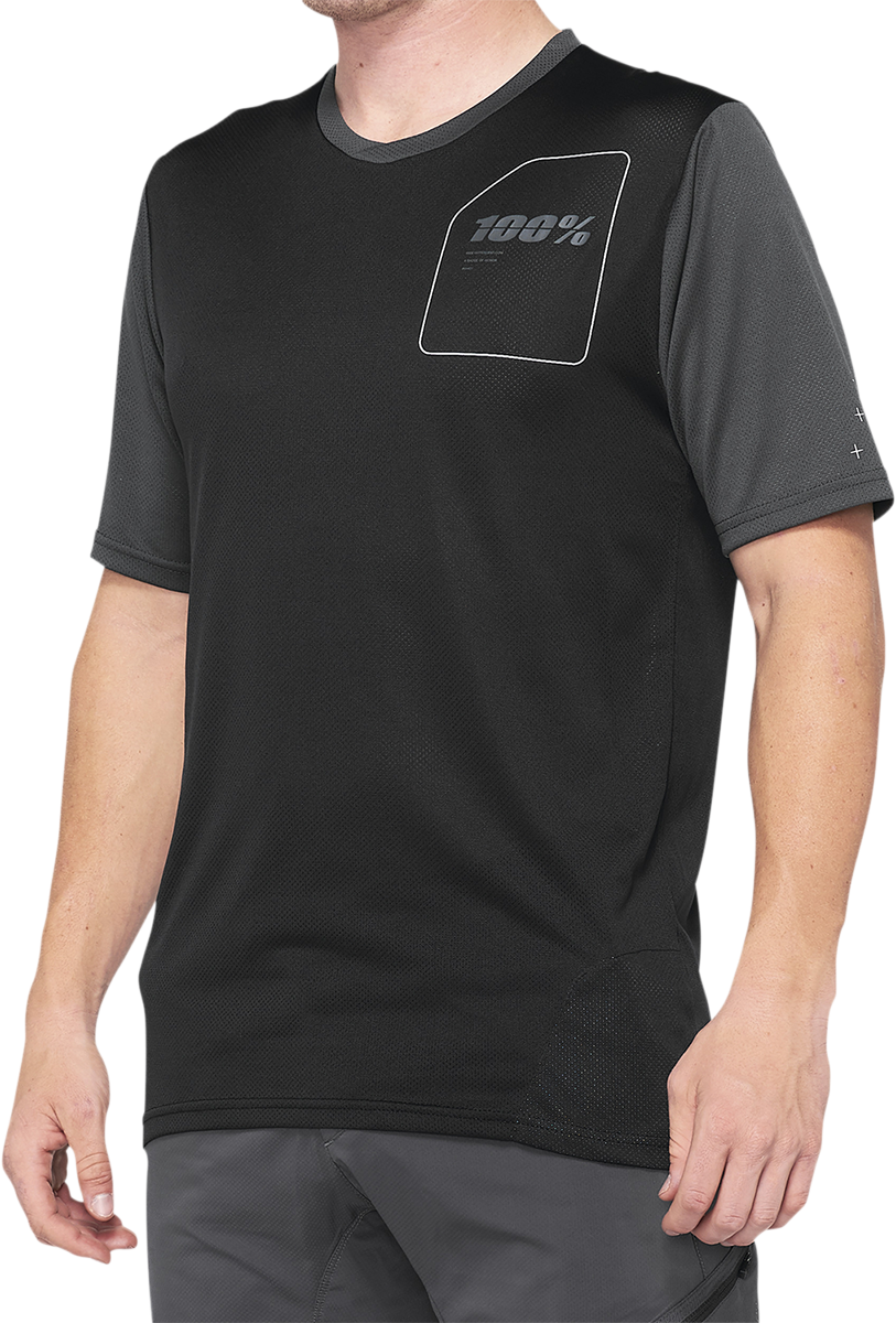 100% Ridecamp Short-Sleeve Jersey - Charcoal/Black, Part No. 40027-00007 – Compatible with Mountain Bikes and Road Bikes