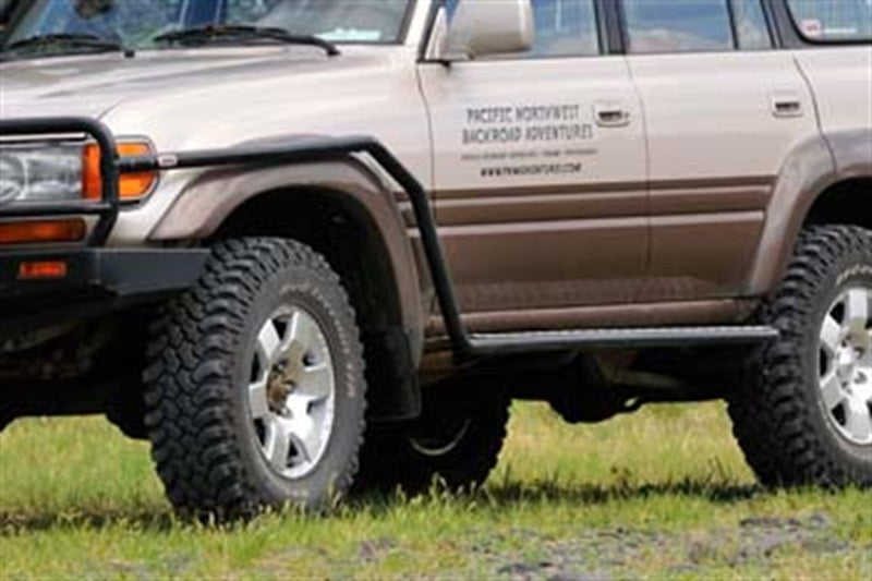 ARB Deluxe Side Rail & Step for Toyota Land Cruiser & Lexus LX450 - Part 4411010