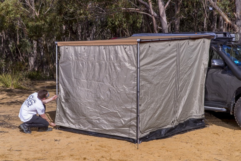 ARB Deluxe Awning Room with Floor for 8.2ft x 8.2ft Awnings - 98 x 98 Inches