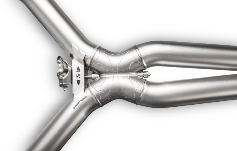 Akrapovic Evolution Line Cat-Back Exhaust System for 2016-2017 Mercedes-Benz C63 AMG Coupe with Titanium and Carbon Tips