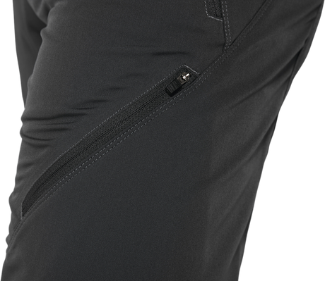 100% Airmatic Shorts Charcoal for Trail Riding - US 34, Part 40021-00017
