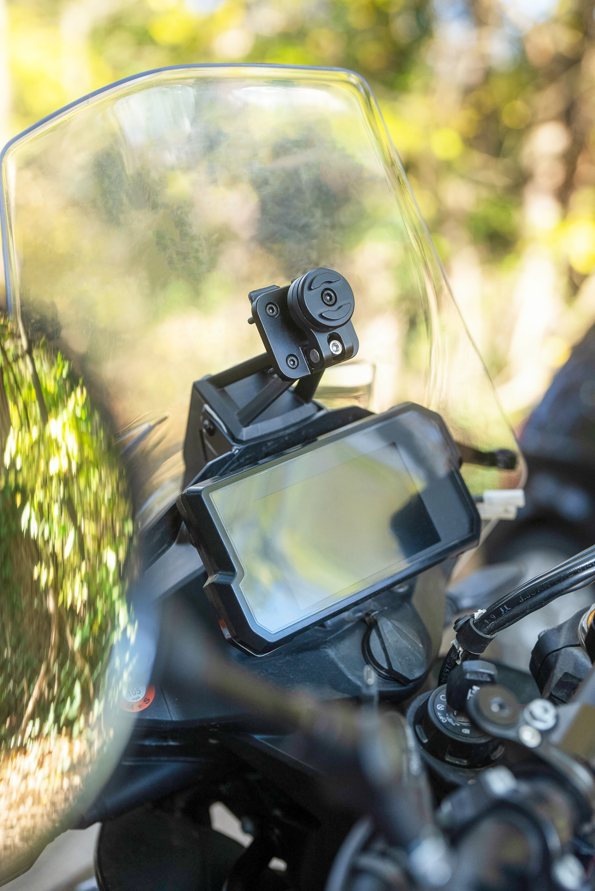 SP CONNECT Gps Cradle Mount Black with Adjustable Head for Garmin® Devices - Fits 38 x 30mm Pattern