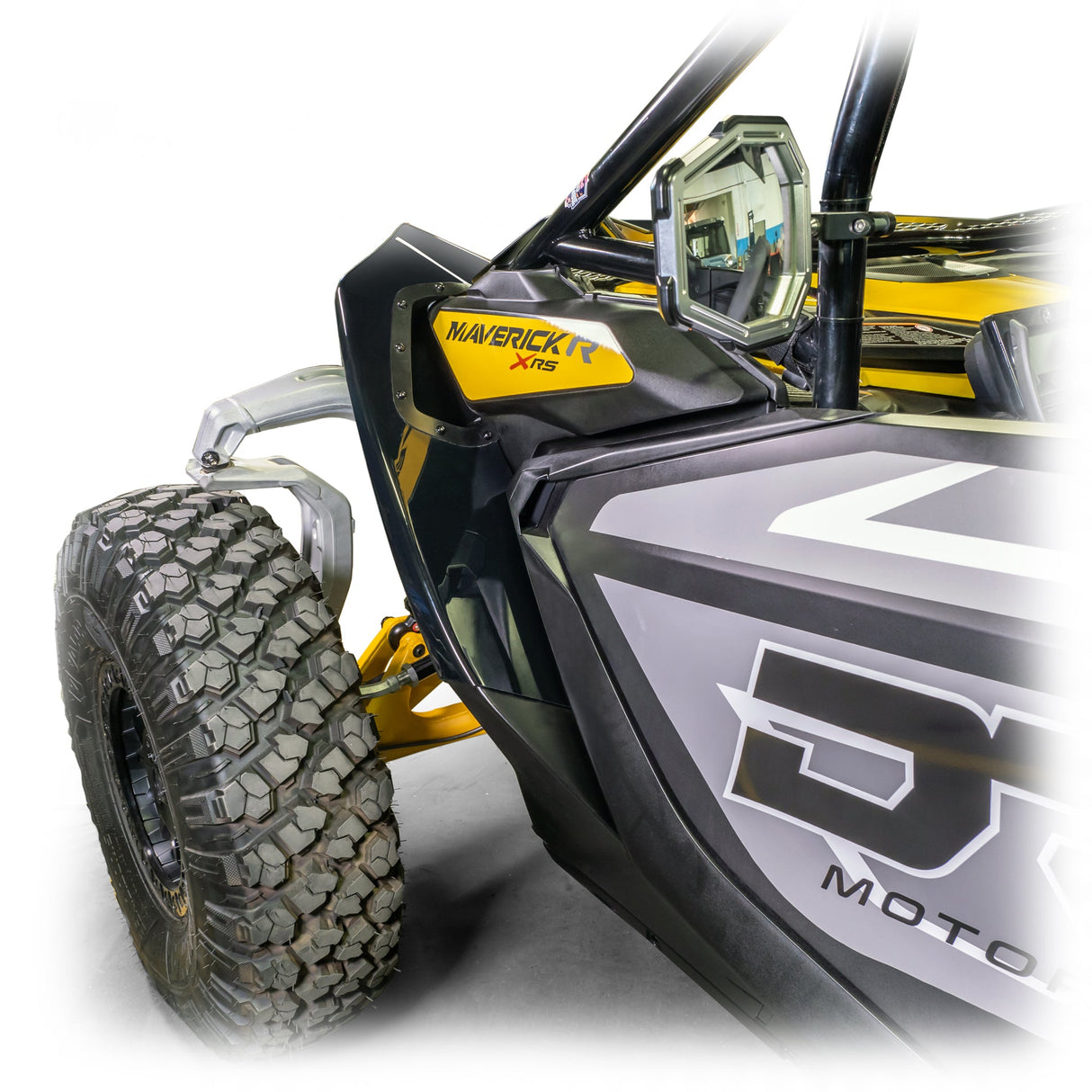 Aggressive front fender extension kit for Maverick R 2024+, protects suspension and cockpit