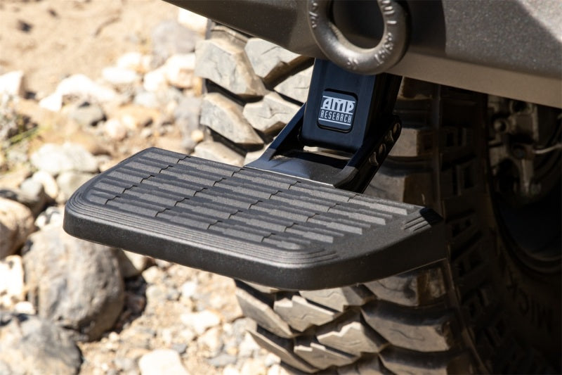 AMP Research BedStep for 2018-2019 Jeep Wrangler JL – Retractable Rear Bumper Access Step in Black