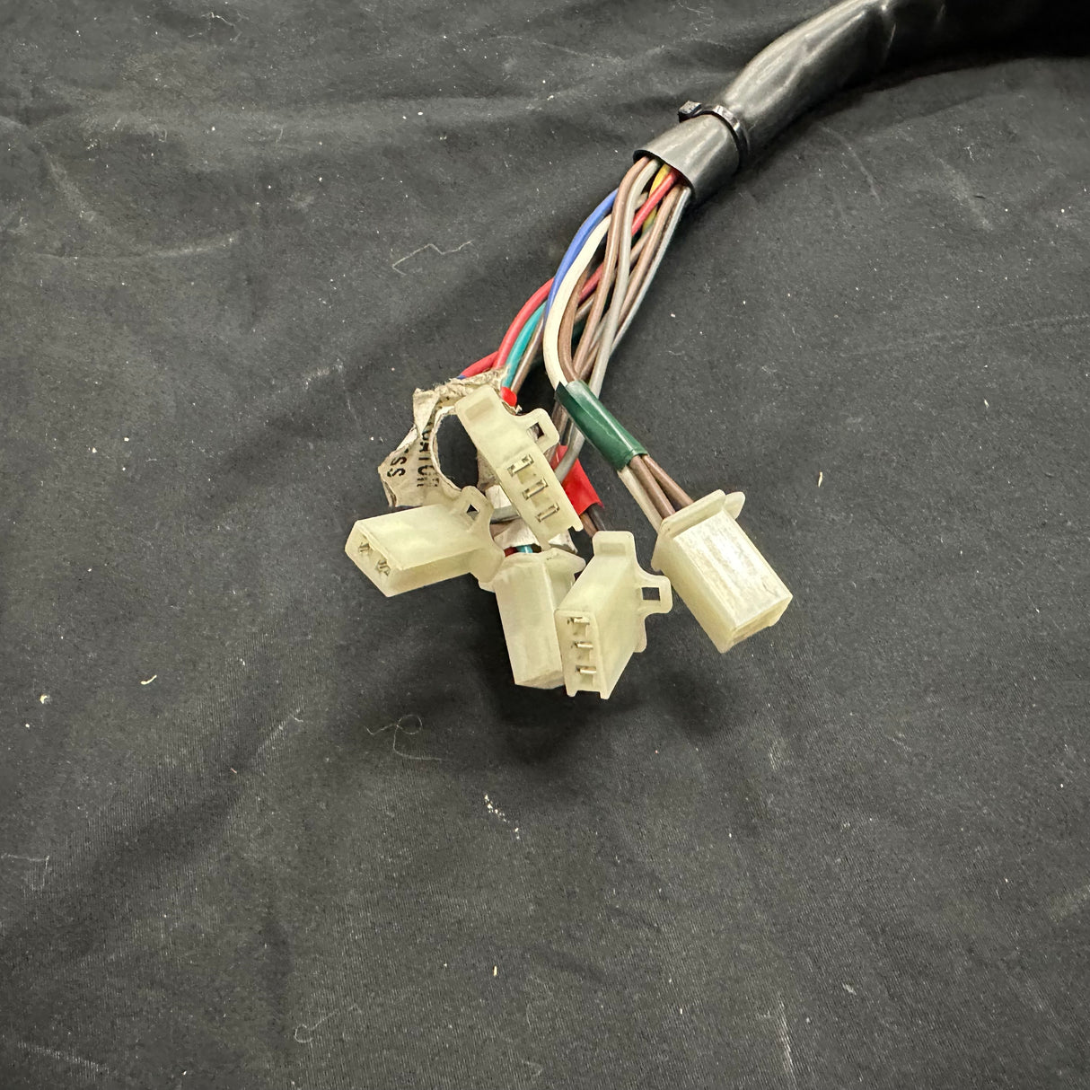 RYCO 5 PLUG TURN SIGNAL HARNESS W/HAZARDS (GARAGE SALE)