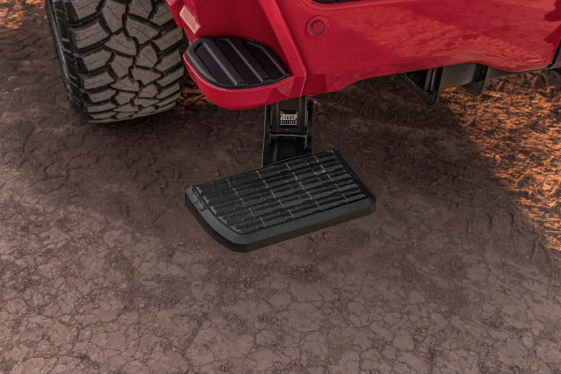 AMP Research BedStep for Ford F-250/F-350 Super Duty 2023-2024 – Retractable Rear Bumper Access Step