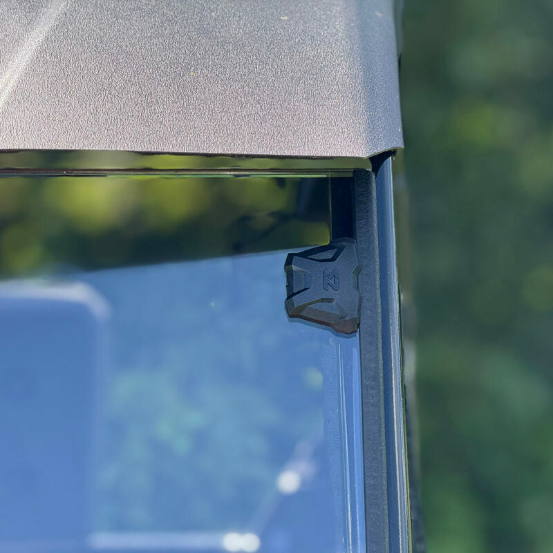 Seizmik Tool Less Windshield with Vent Kit for Polaris RZR XP 1000 and Turbo